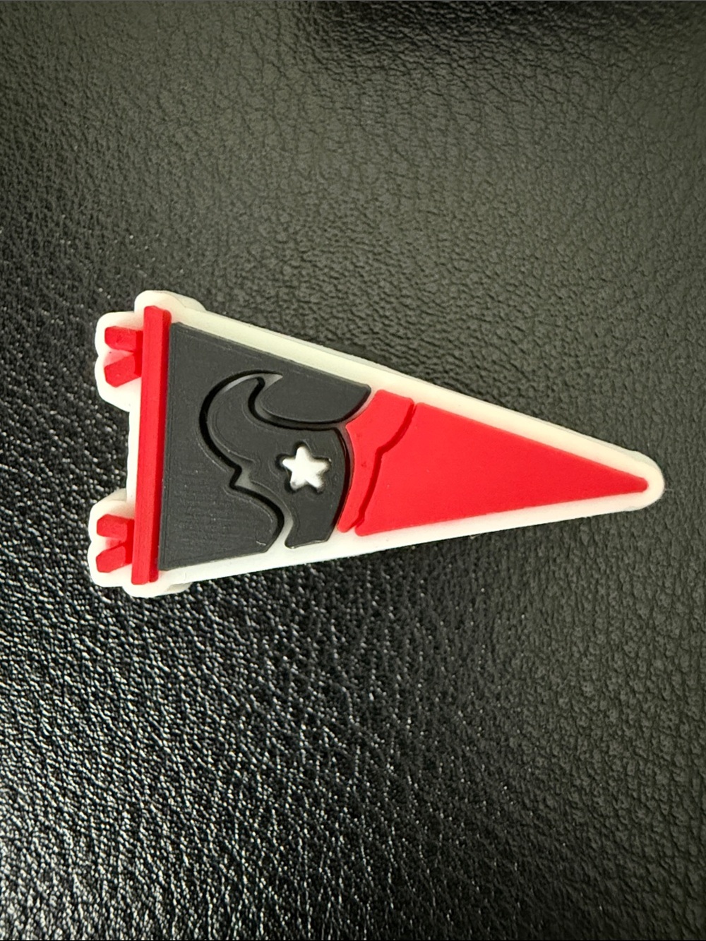 Kids Texans Red and Black Pennant Shoe Charm